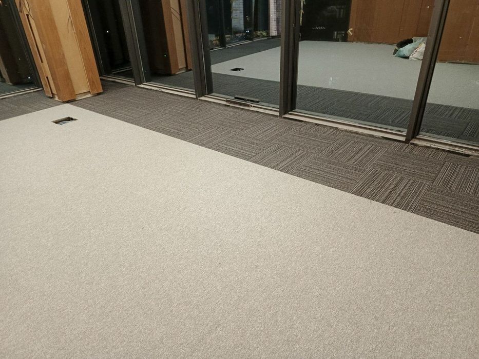 Laminat, Tarkett, Linoleum, Relin, Nalivnoy-pol, Kavrolan, LVT-rezina