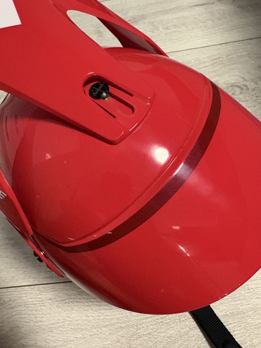 661 каска Reset Matador Red