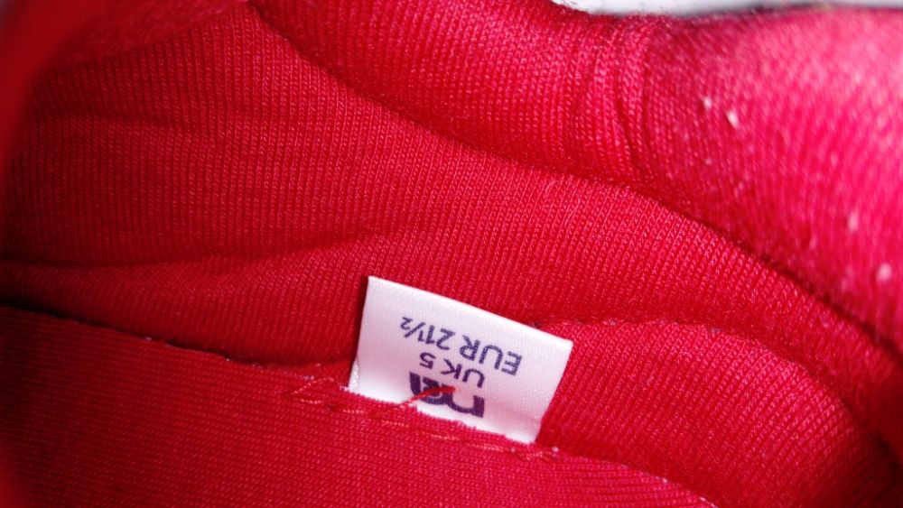 нови обувки Disnay 22 номер