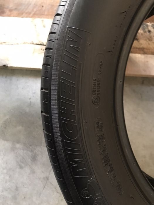 225/60/R18 Michelin 2 bucati