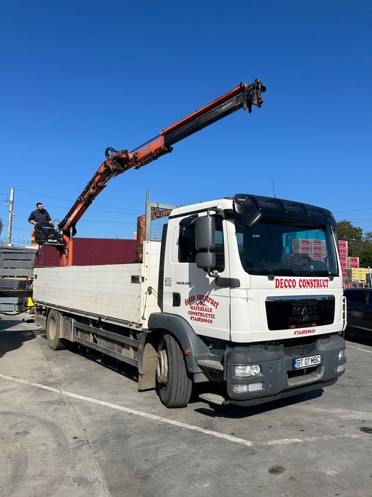 Camion cu macara MAN