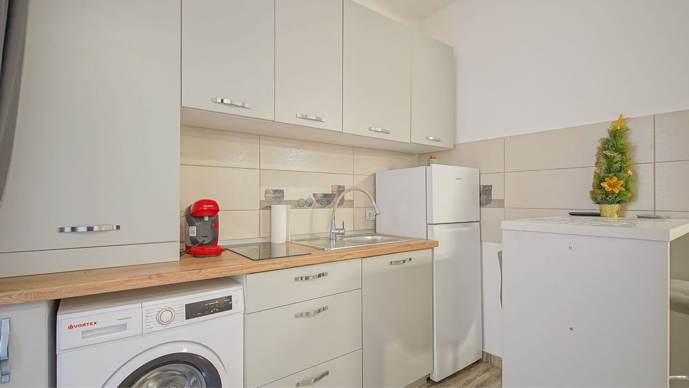 Apartament regim hotelier CORESI-PIATS SFATULUI