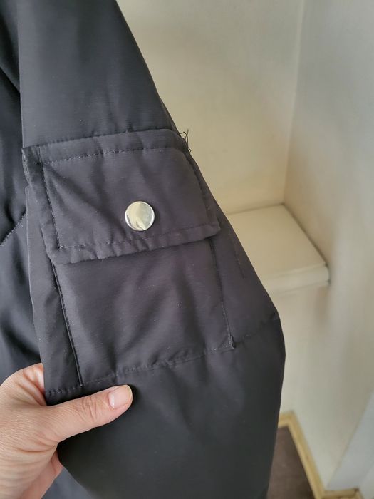 Продам осеннюю куртку для девочек