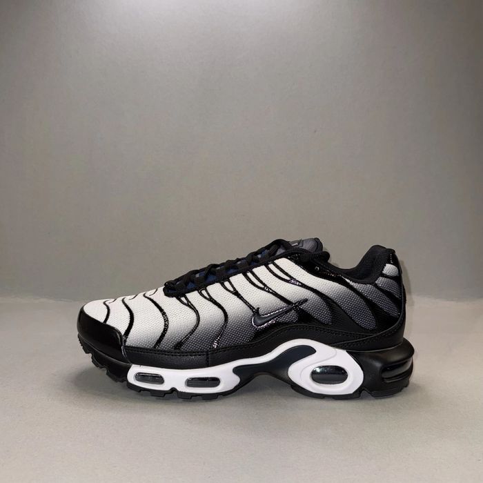 Nike Air Max Plus TN "Midnight white-Blue" - НОВА НАЛИЧНОСТ!