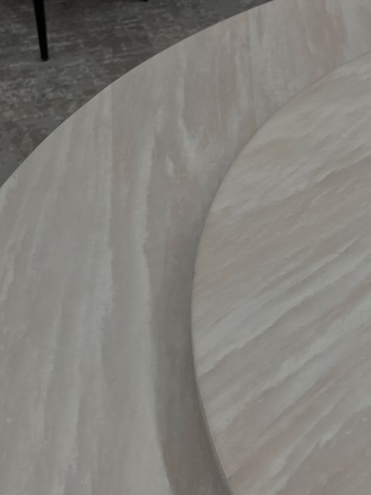 Стол из мрамора и латуни