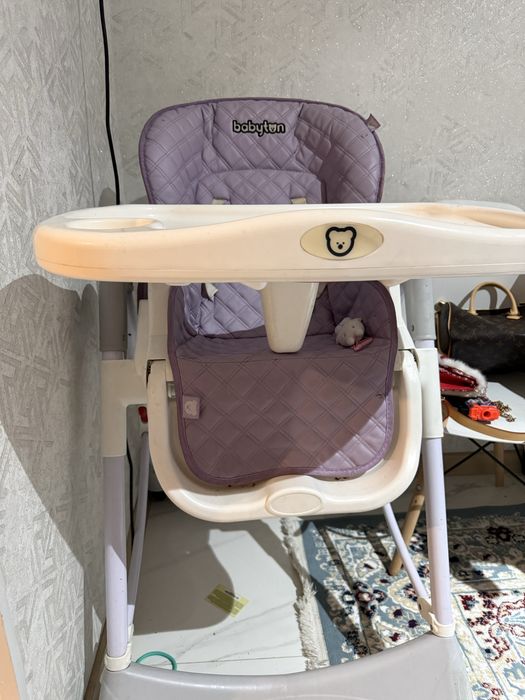 Столик для кормление