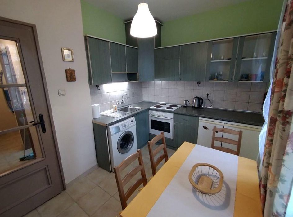 Дава се под наем Двустаен апартамент в София, Лозенец - 63 кв.м за 750 € - Снимка #2