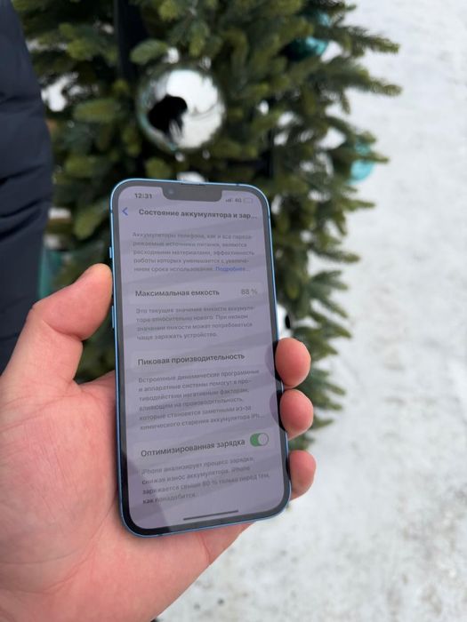 iPhone 13  Синий цвет АКБ 88