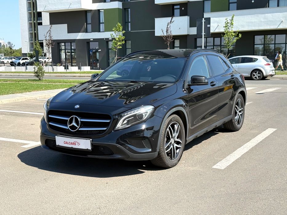 MERCEDES-BENZ GLA