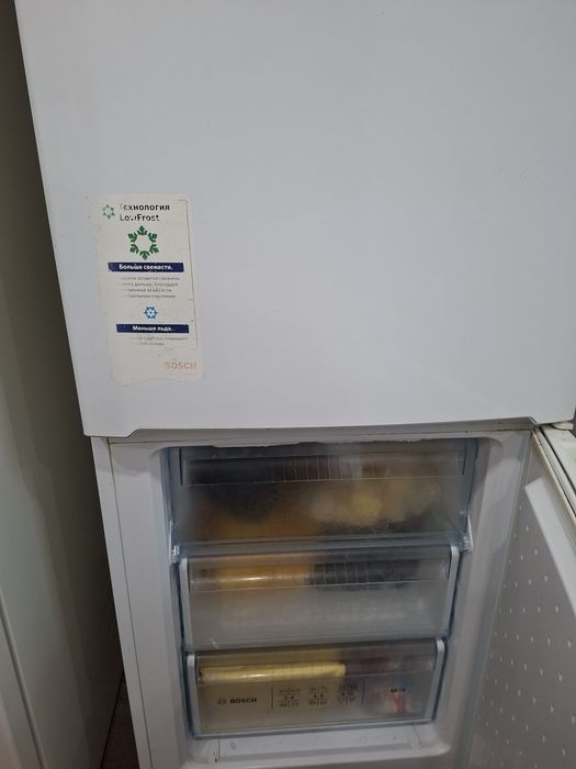 Продам холодильник