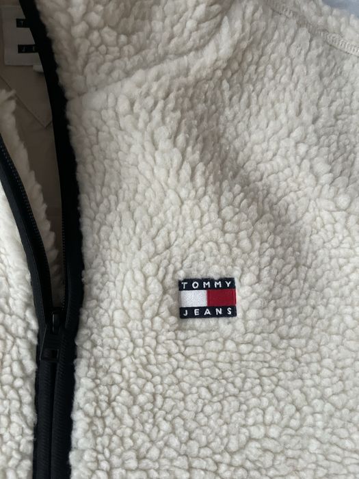 Tommy jeans пухкаво яке!Унисекс!