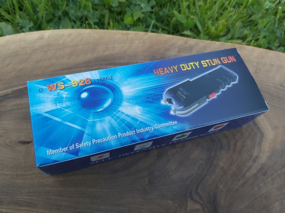 Мощен електрошок 928 TYPE с фенер