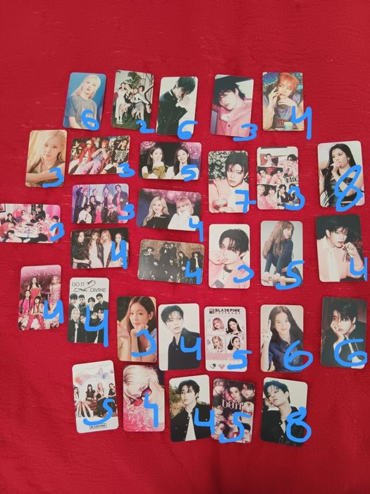 Продавам Kpop  ломо и официални картички