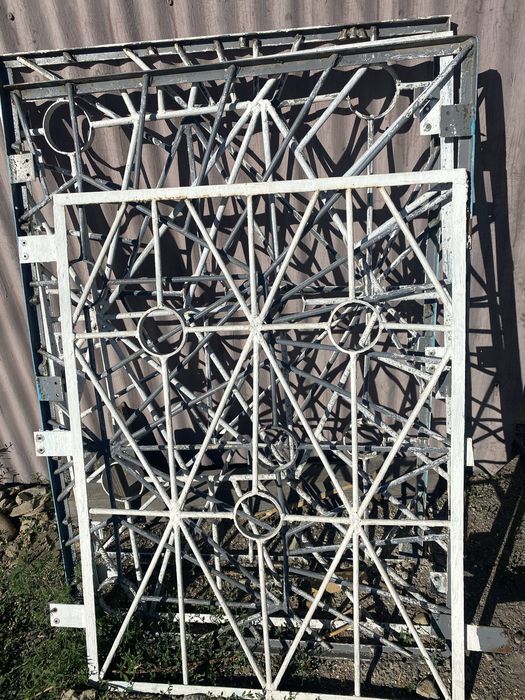 Продам решетки размеры разные