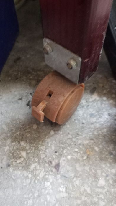 Продам кроватку детскую