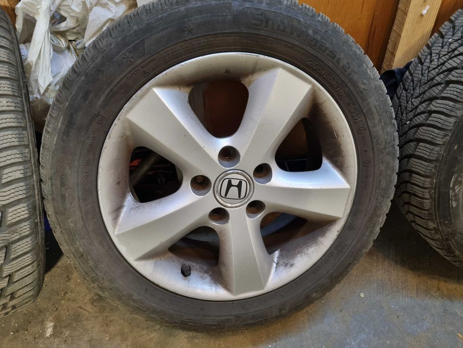 Джанти със зимни гуми Honda FR-V 205/55/16
