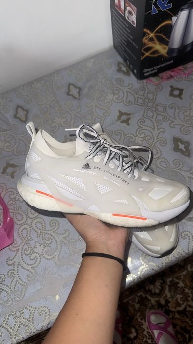Продаются оригинальные Adidas Stella McCartney