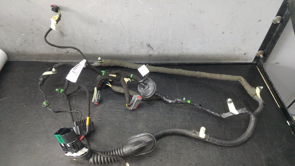 Cablaj instalatie electrica dreapta fata ford kuga 2 dm2 fv4t14k138mhd