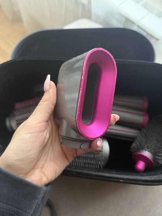 Dyson Airwrap пълен комплект