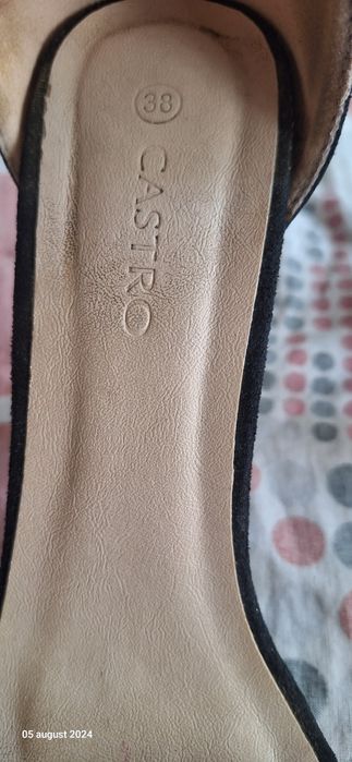 Sandale piele întoarsă mărimea 38