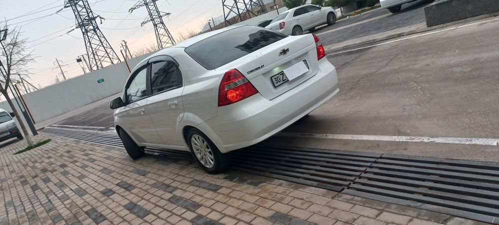 Продаю Nexia 3 .Машина своя