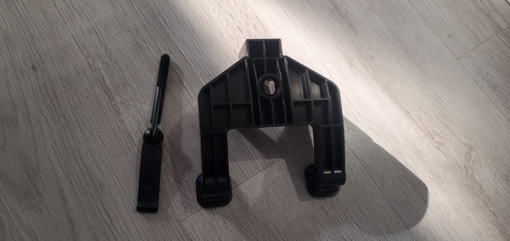 Volan Hori Racing Wheel Apex pentru PlayStation 4.