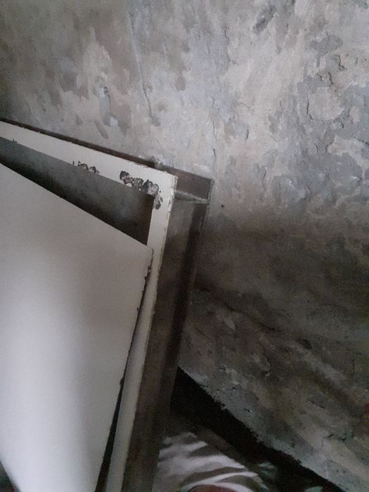 Темир эшик сотилади 205га85