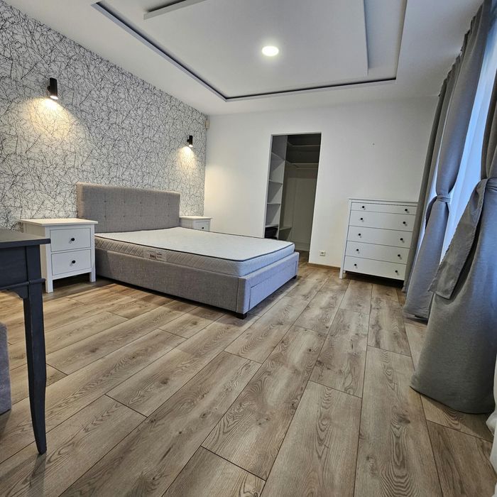 Apartament 4 camere de închiriat Zona Iancu Nicolae Voluntari