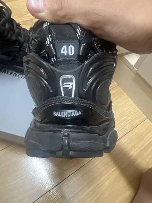Balenciaga runner