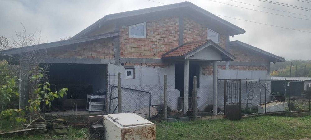 Продава се Къща в с. Опан, Област Стара Загора - 300 кв.м за 179 €/кв.м - Снимка #4