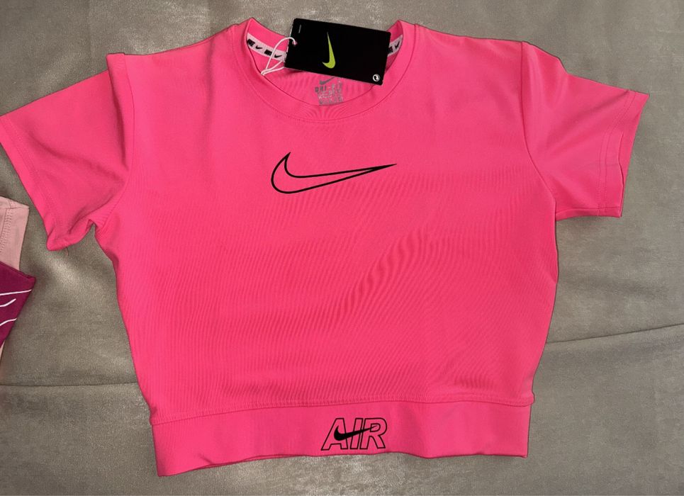 Nike дамски тениски