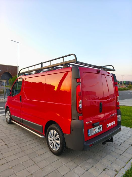 ‼️Vând Opel  Vivaro 2.0 Diesel Automat Clima Navi impecabil‼️