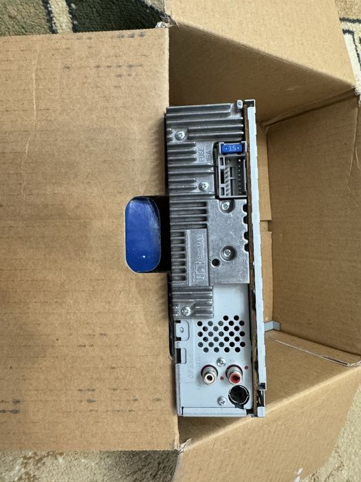 Магнитола Alpine