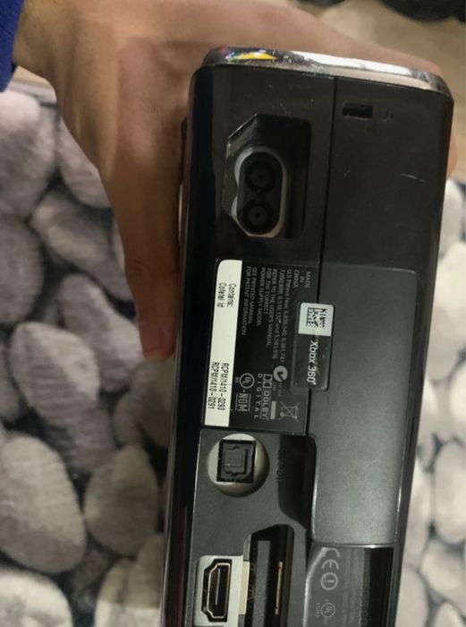 XBOX 360 (pret negociabil)