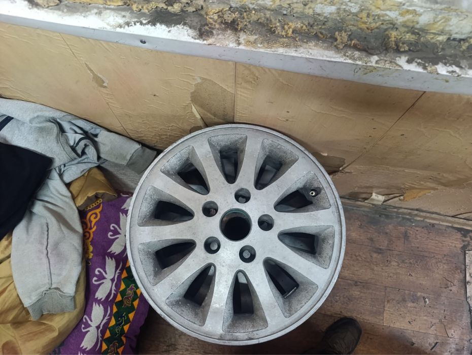 Продам диски R 15 комплект б/у