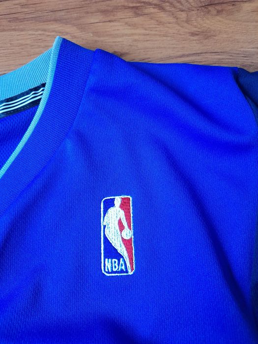 Adidas DALLAS NOWITZKI потник L размер.