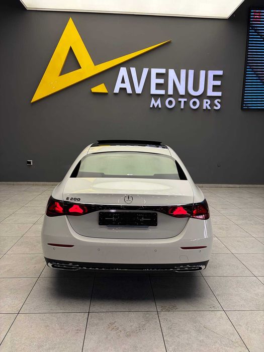 Продается Mercedes Benz E200 W214