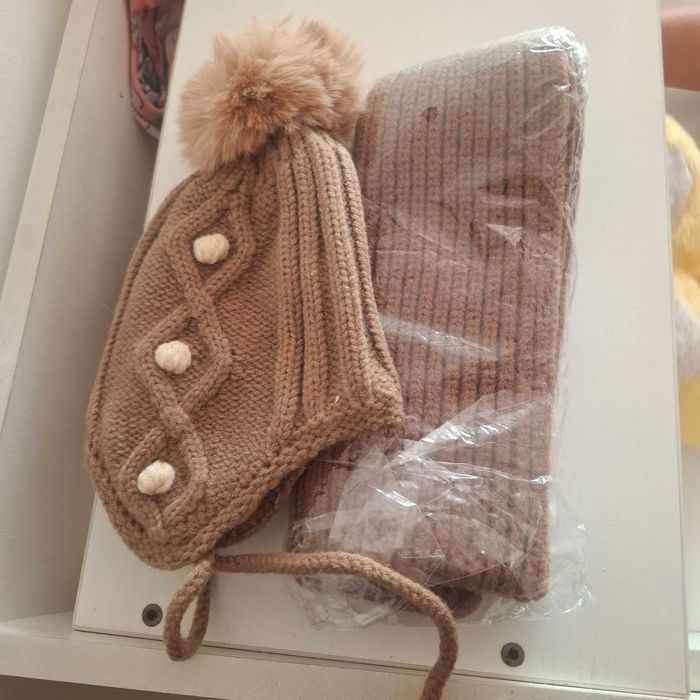 Продам детский зимний комплект для девочки
