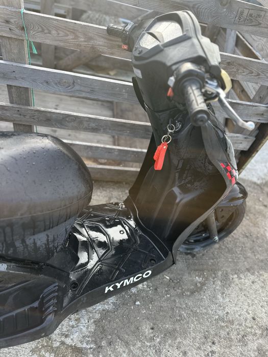 Скутер kymco dj50s