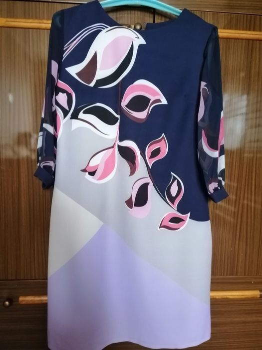 Продам    платье