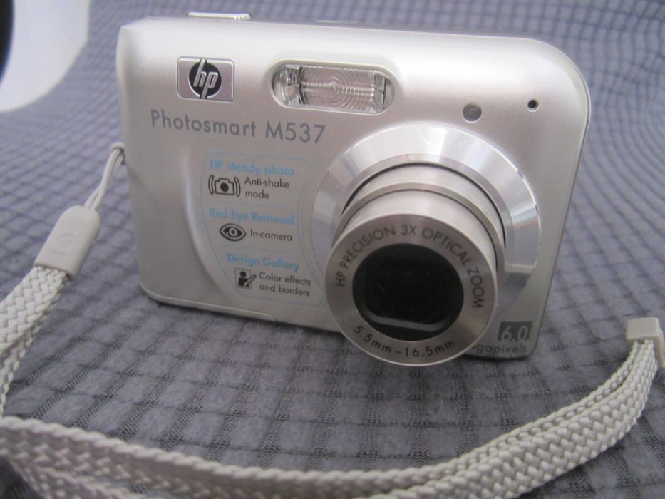 Фотоапарат HP Photosmart M537