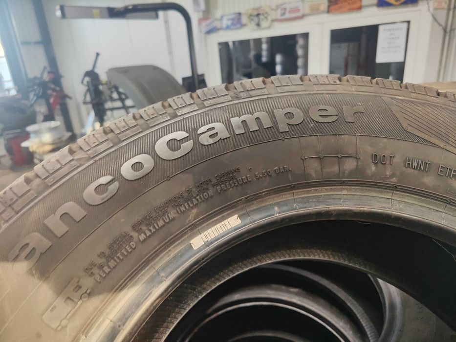 4бр.летни гуми 215/70/15C Continental