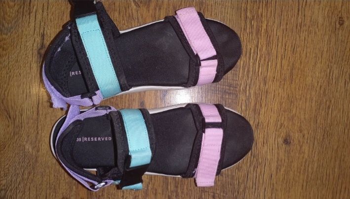 Сандали Найк 35 номер