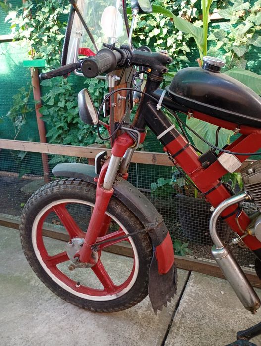 Vând motoretă stare foarte bună