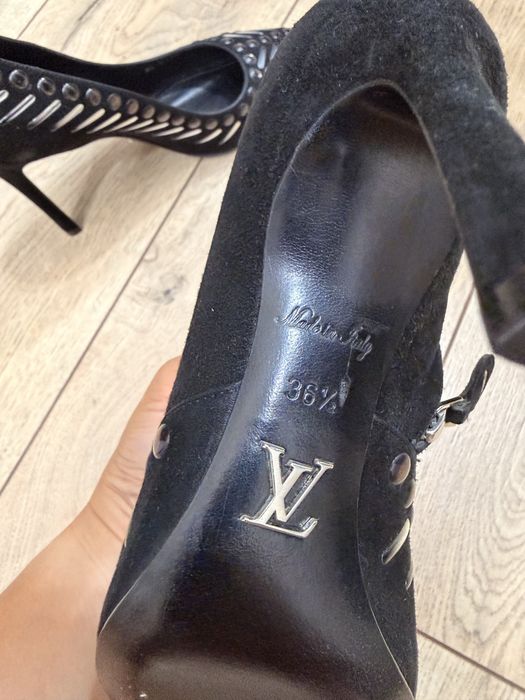 Lv оригинал туфли и ботильоны