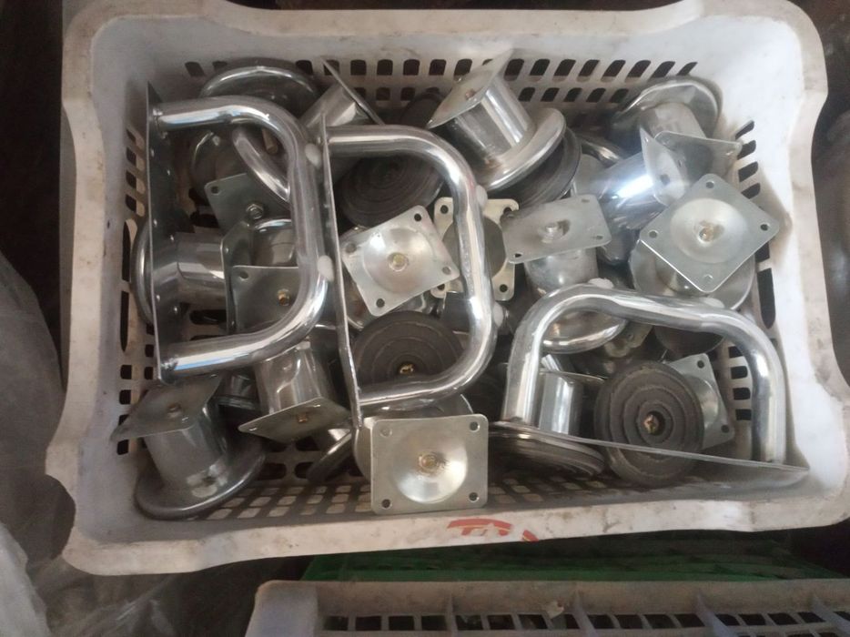 Ручки ,шпингалеты,навесы