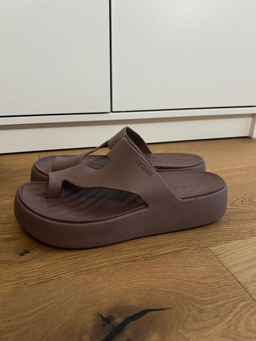 Crocs Getaway Platform Toe Loop