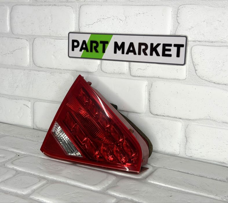 Ляв вътрешен стоп AUDI A5 8T 8T0945093A