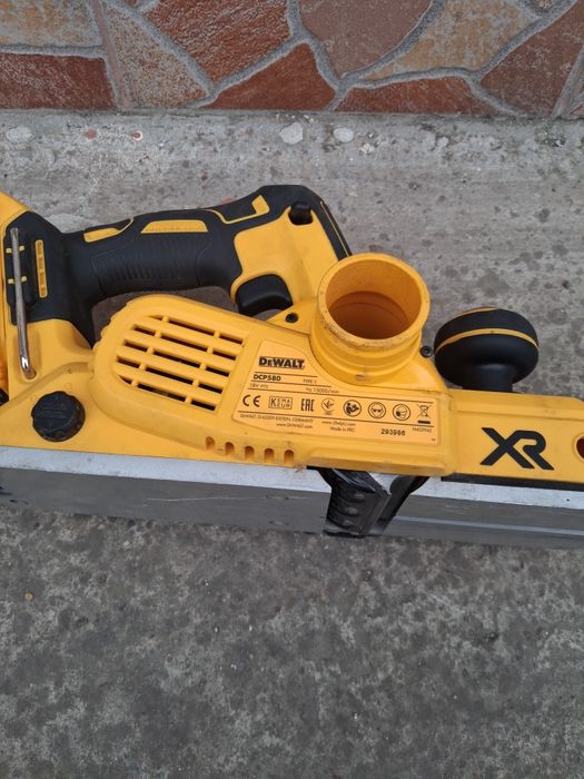 Rindea dewalt  DCP 580 .