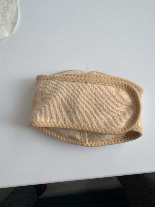 Колан за облекчаване на колики с черешови костилки